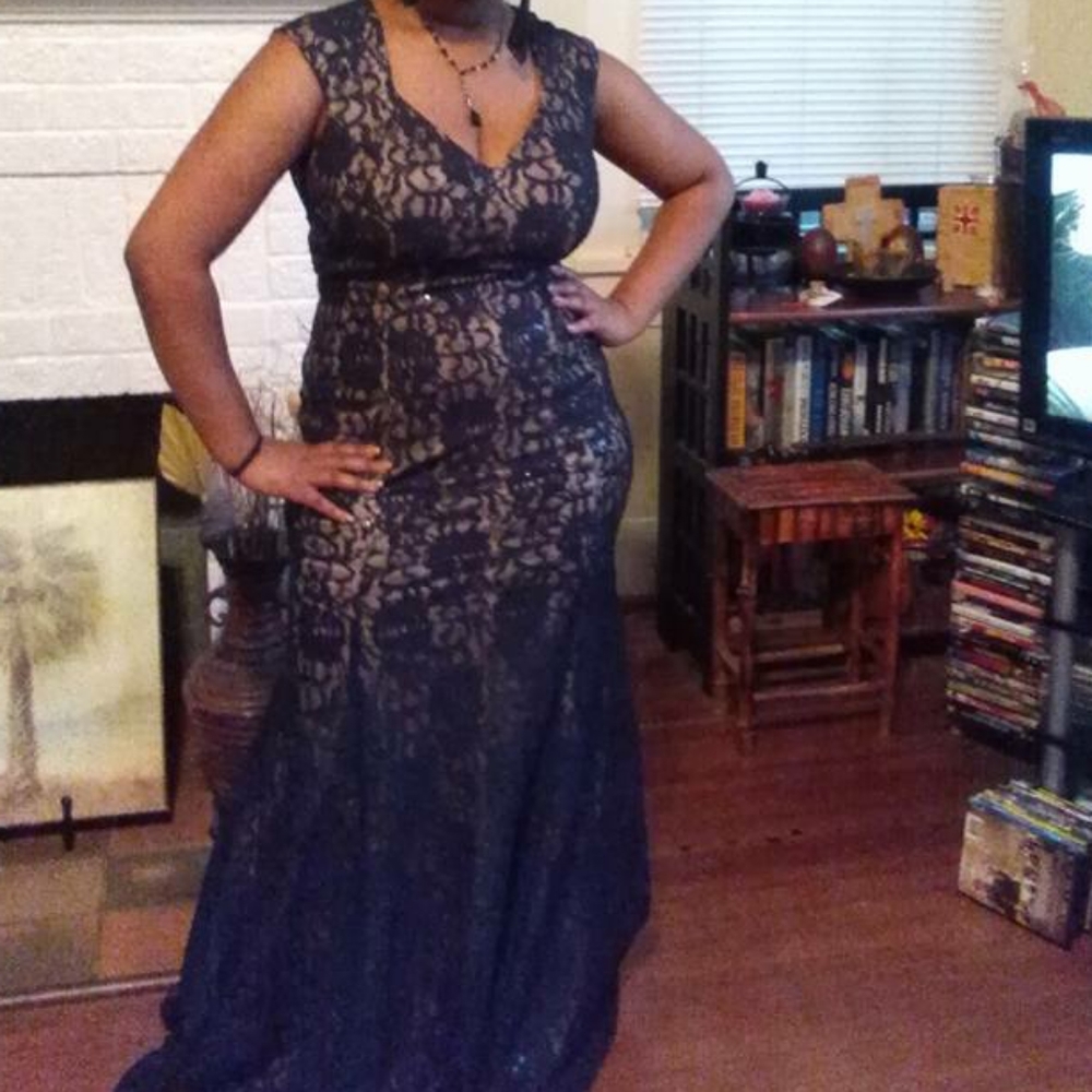 Black Lace Maxi Prom Dress